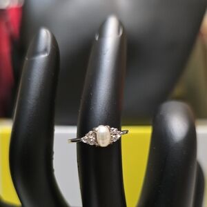 Elegant Pearl and Sterling Silver Ring